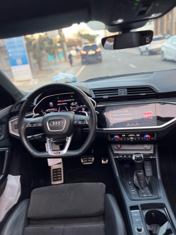 AUDI RS Q3 année 2021 – Image 15
