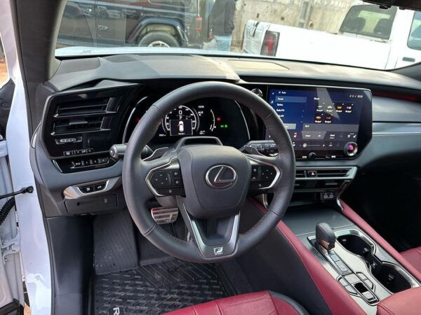 Lexus Rx350 2024 – Image 11