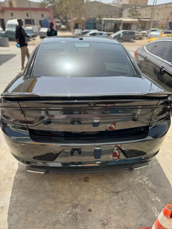 Dodge charger SXT 2019 – Image 3
