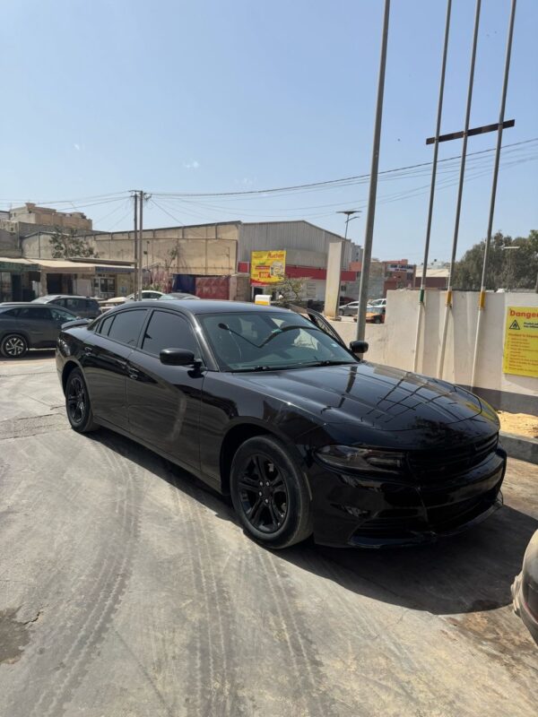 Dodge charger SXT 2019 – Image 6