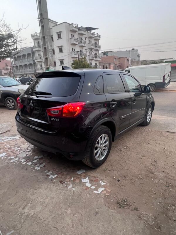 Mitsubishi RVR 2017 – Image 8