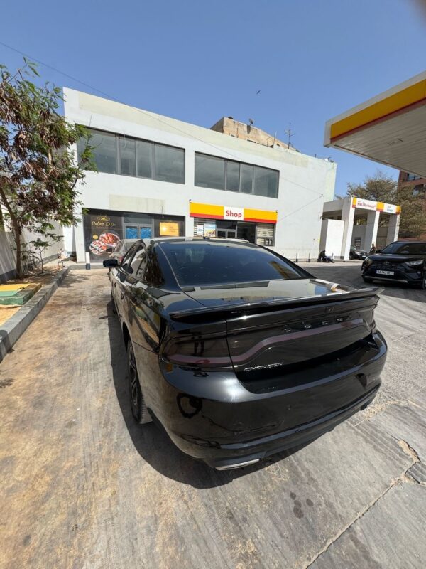 Dodge charger SXT 2019 – Image 4