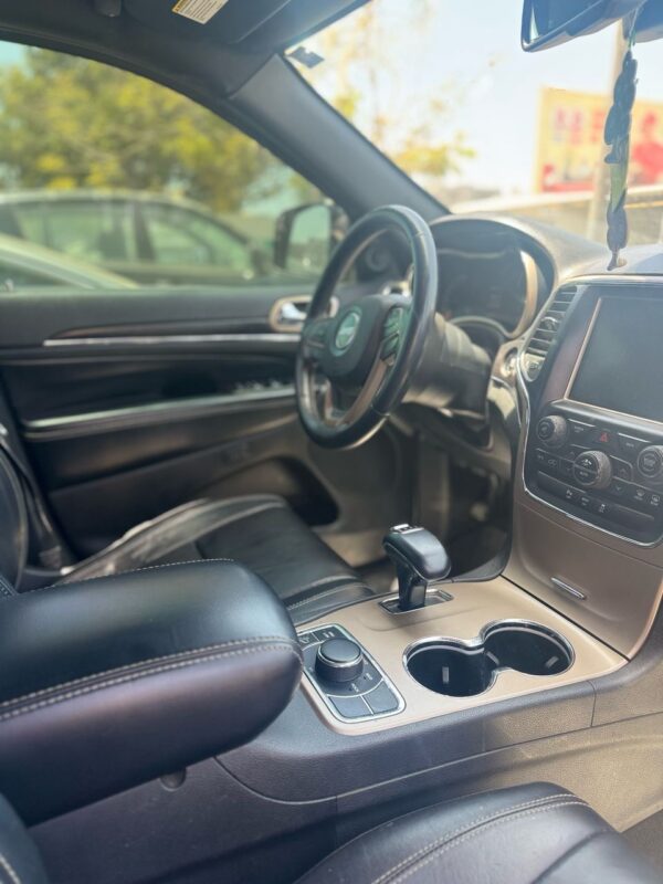 Jeep grand Cherokee limited – Image 12