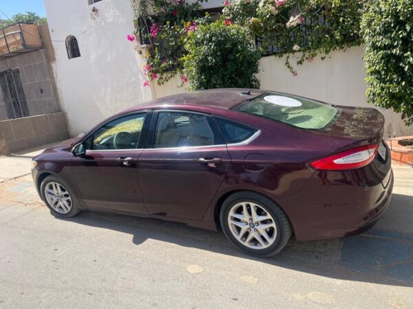 Ford Fusion – Image 5