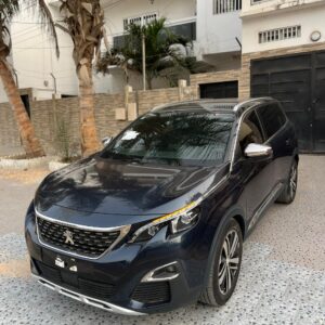 PEUGEOT 5008 GT année 2018
