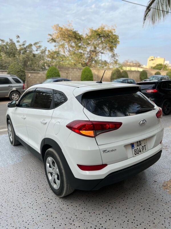 HYUNDAI TUCSON année 2016 – Image 6