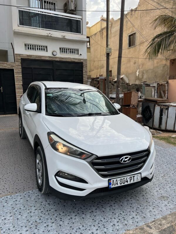 HYUNDAI TUCSON année 2016