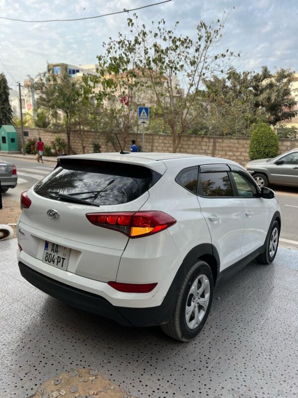 HYUNDAI TUCSON année 2016 – Image 5