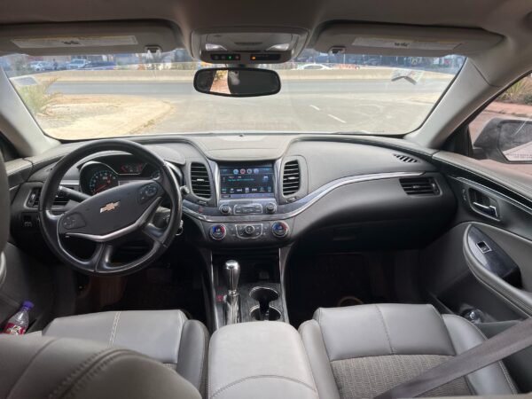 CHEVROLET IMPALA année 2017 – Image 15