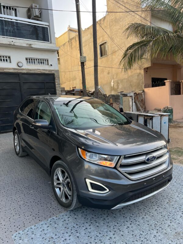 FORD EDGE TITANIUM année 2016 – Image 3