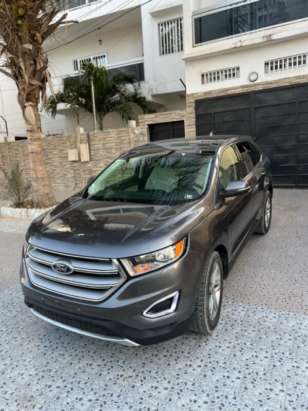FORD EDGE TITANIUM année 2016