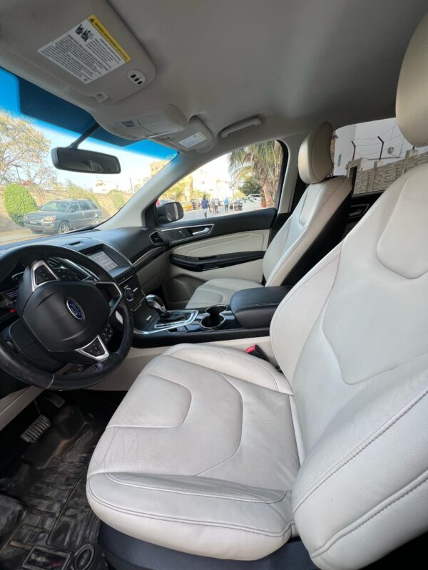 FORD EDGE TITANIUM année 2016 – Image 11