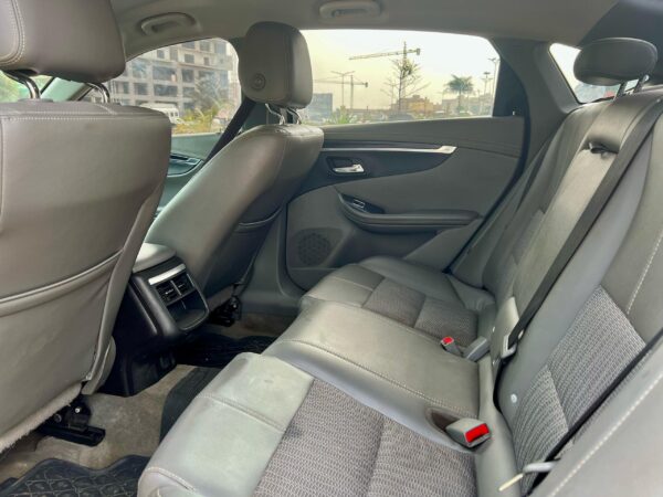 CHEVROLET IMPALA année 2017 – Image 12