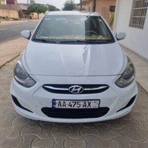 Hyundai accent 2013