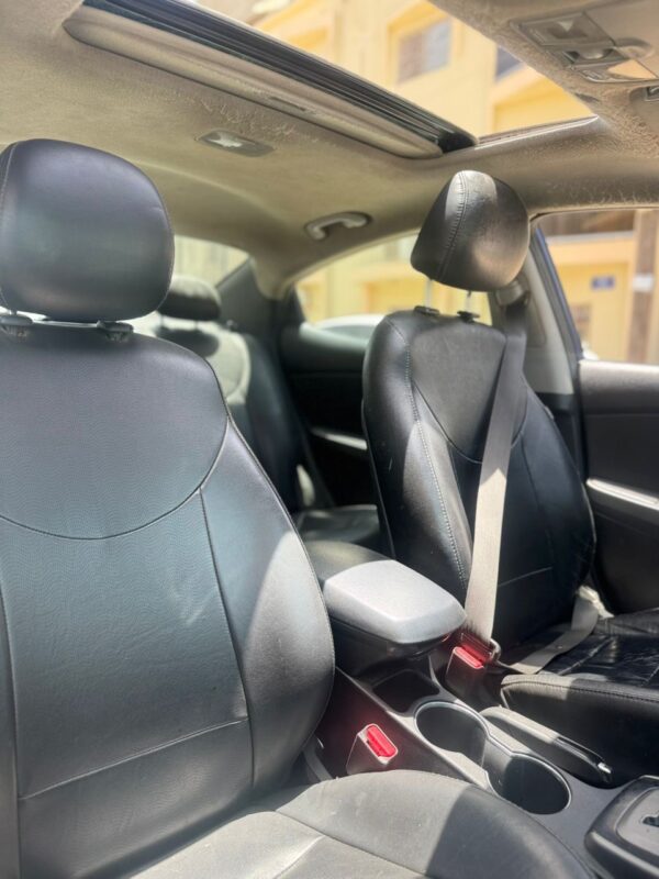 Hyundai Elantra 2013 – Image 9