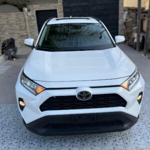TOYOTA RAV4 XLE année 2020