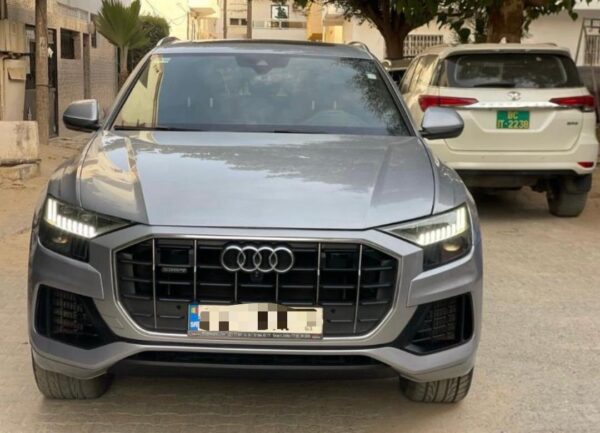 Audi Q8 S Line 2021