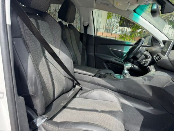 Peugeot 3008 année 2017 – Image 8