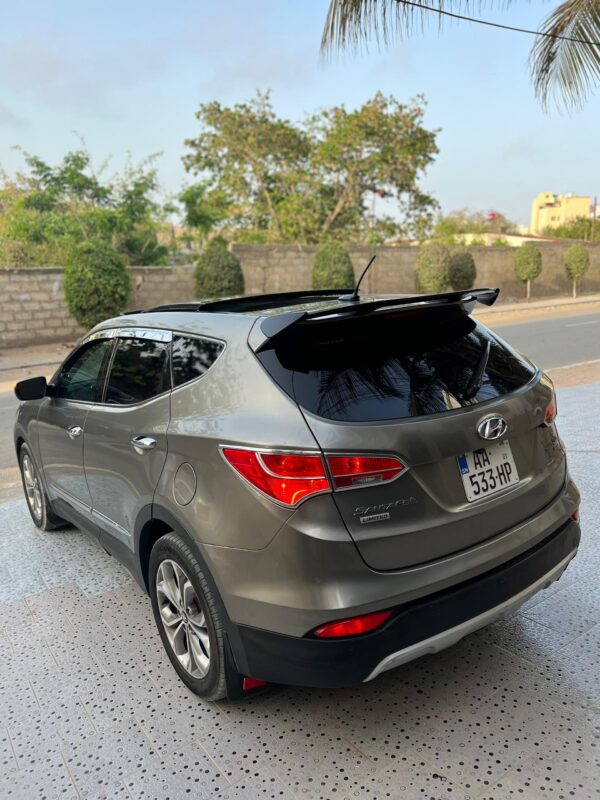 HYUNDAI SANTAFE année 2014 – Image 7