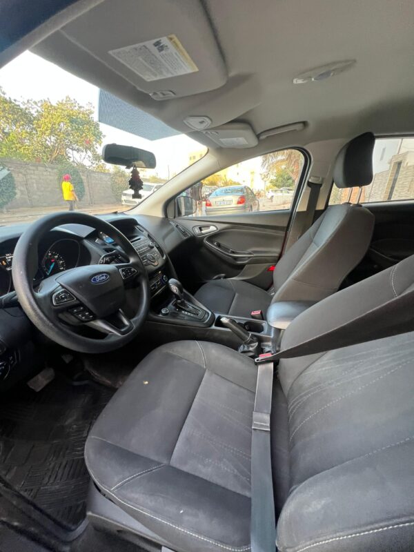 FORD FOCUS année 2017 – Image 8