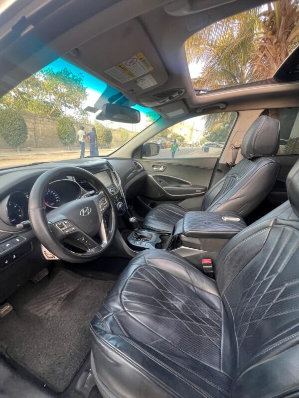 HYUNDAI SANTAFE année 2014 – Image 8