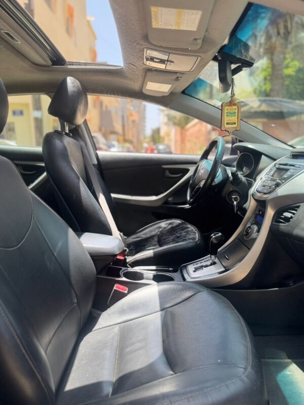 Hyundai Elantra 2013 – Image 11