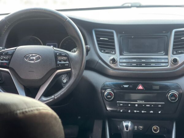 Hyundai Tucson année 2017 – Image 7
