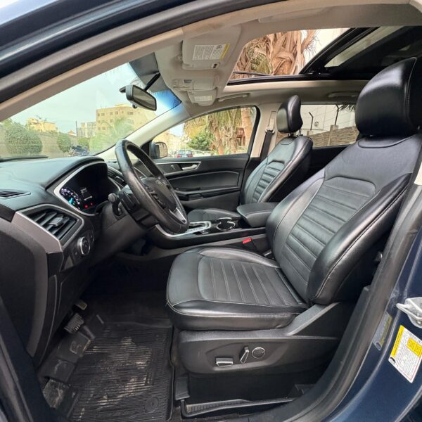 FORD EDGE SEL année 2018 – Image 9