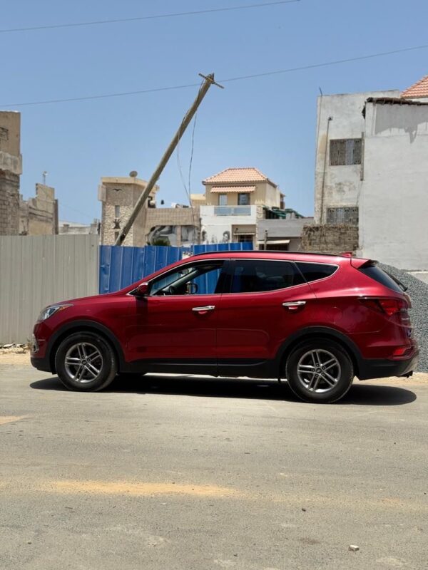 Hyundai Santafe sport 2017 – Image 4
