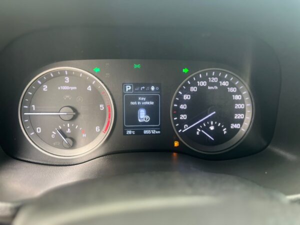 HYUNDAI TUCSON année 2017 – Image 3