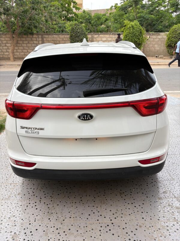KIA SPORTAGE année 2017 – Image 5