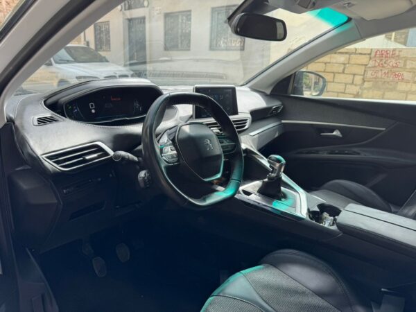 Peugeot 3008 année 2017 – Image 10