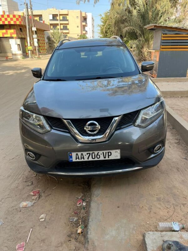 Nissan x-trail  2016