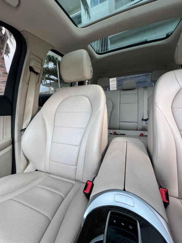 MERCEDES GLC300  4MATIC  année 2018 – Image 10