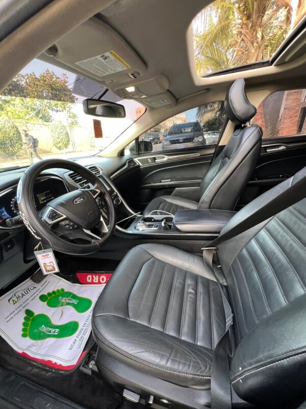 FORD FUSION TITANIUM année 2017 – Image 8