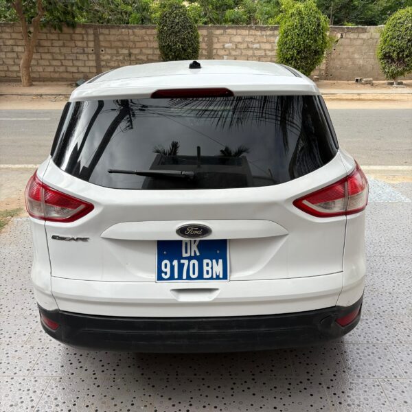 FORD ESCAPE année 2014 – Image 5