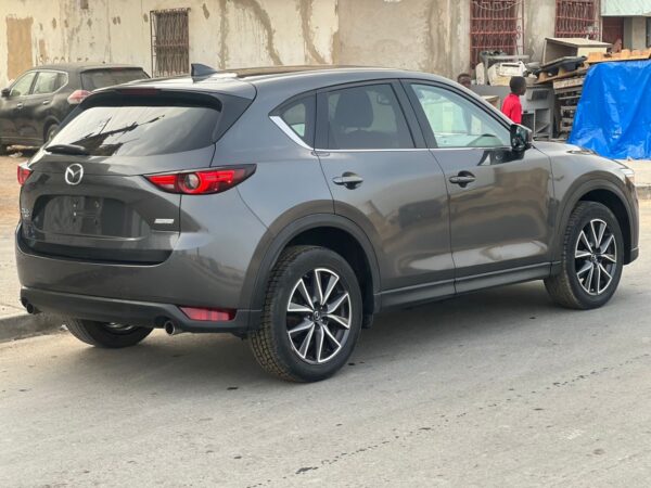 MAZDA CX5 année 2018 – Image 10