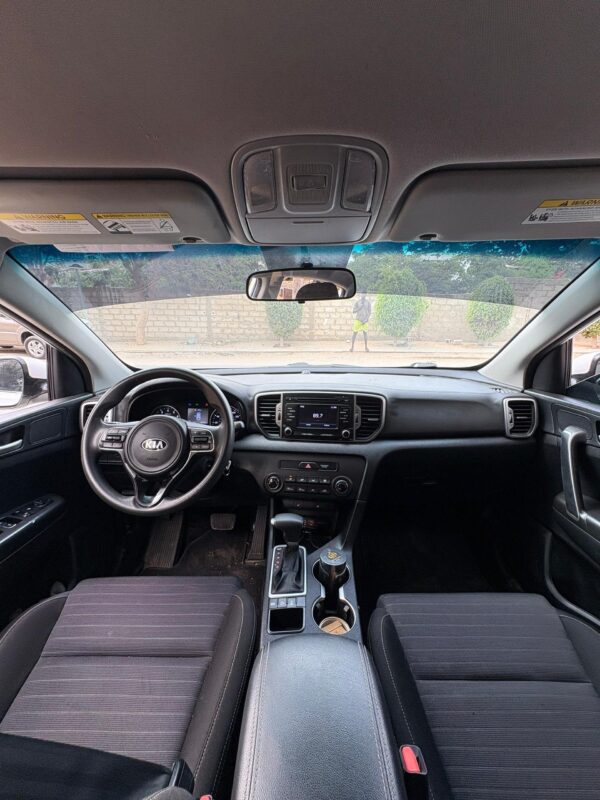 KIA SPORTAGE année 2017 – Image 10