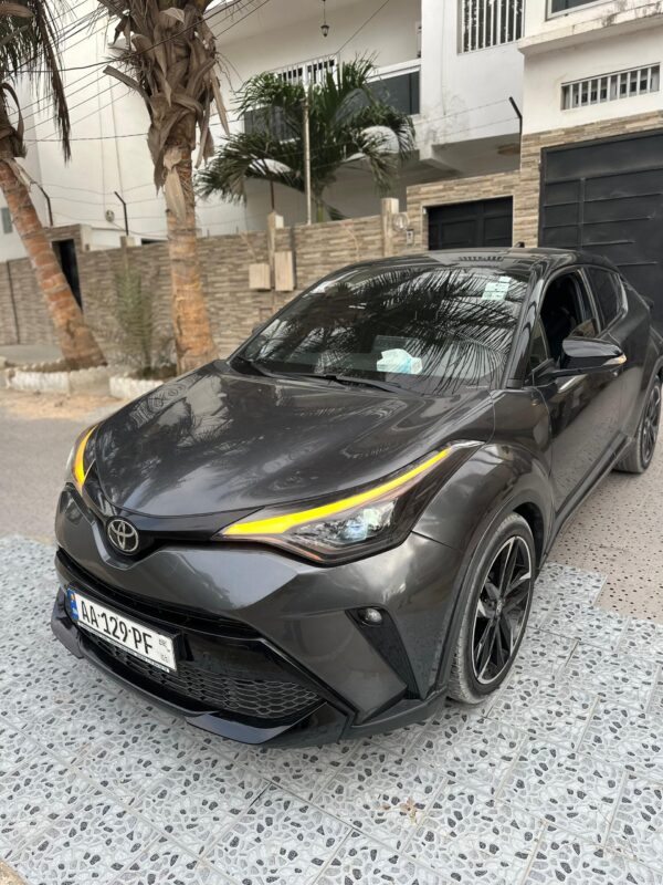 TOYOTA CHR année 2022 – Image 4