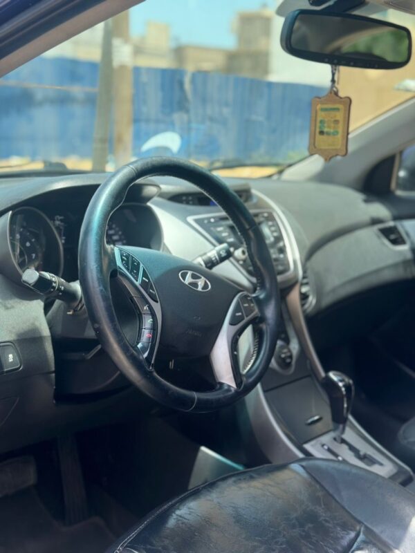 Hyundai Elantra 2013 – Image 14