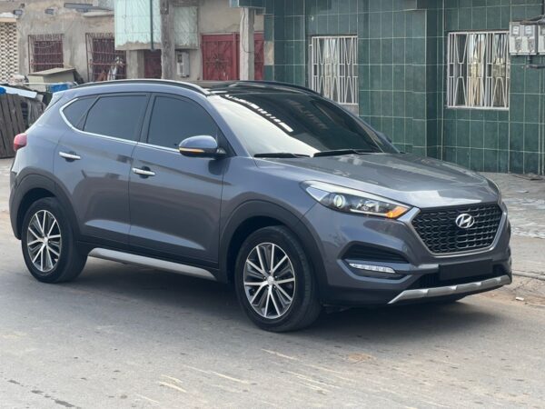HYUNDAI TUCSON année 2017 – Image 14