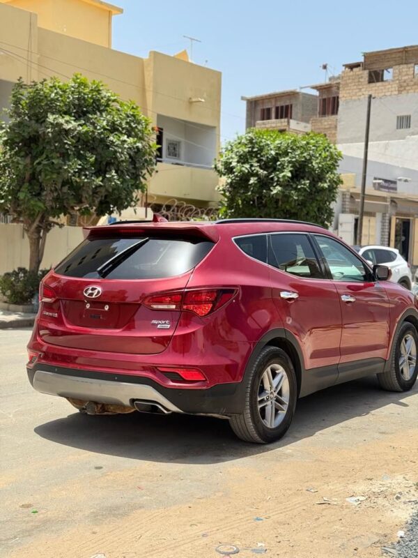 Hyundai Santafe sport 2017 – Image 7
