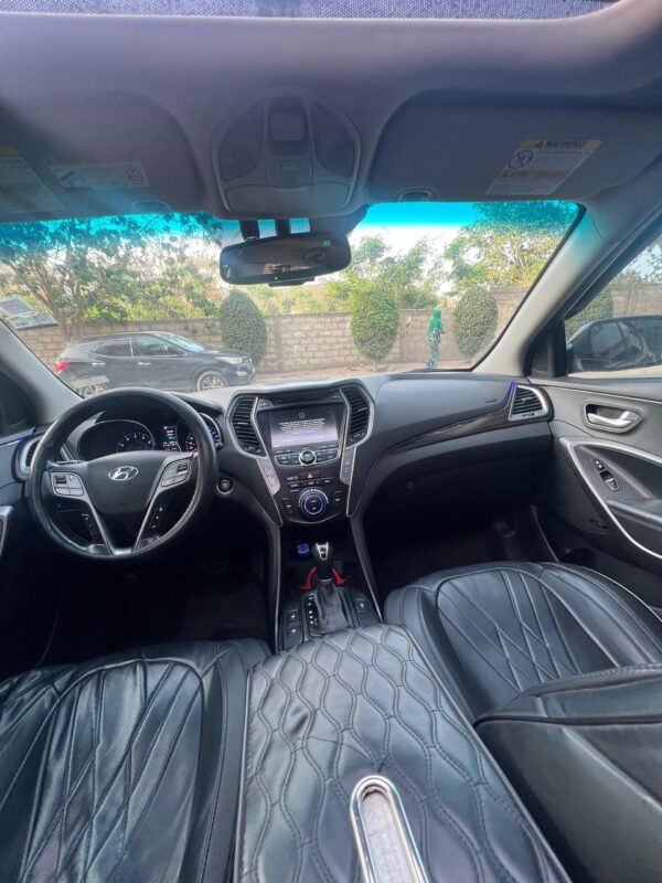 HYUNDAI SANTAFE année 2014 – Image 9